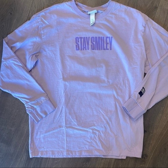 H&M Other - Smiley x H&M Purple Graphic T Shirt Long Sleeve XL